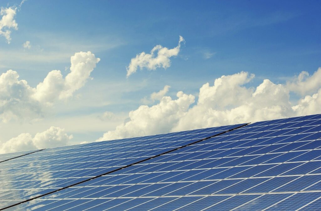 Why is Solar Energy Much More Popular Today? The Real Benefits of Switching to Solar Power 1